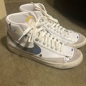 Mens Nike blazers size 10